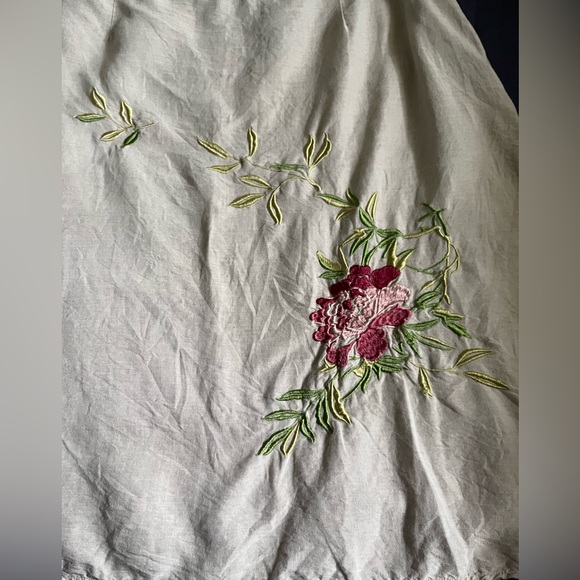 Van Heusen Linen Rose Embroidered Skirt - Picture 7 of 9